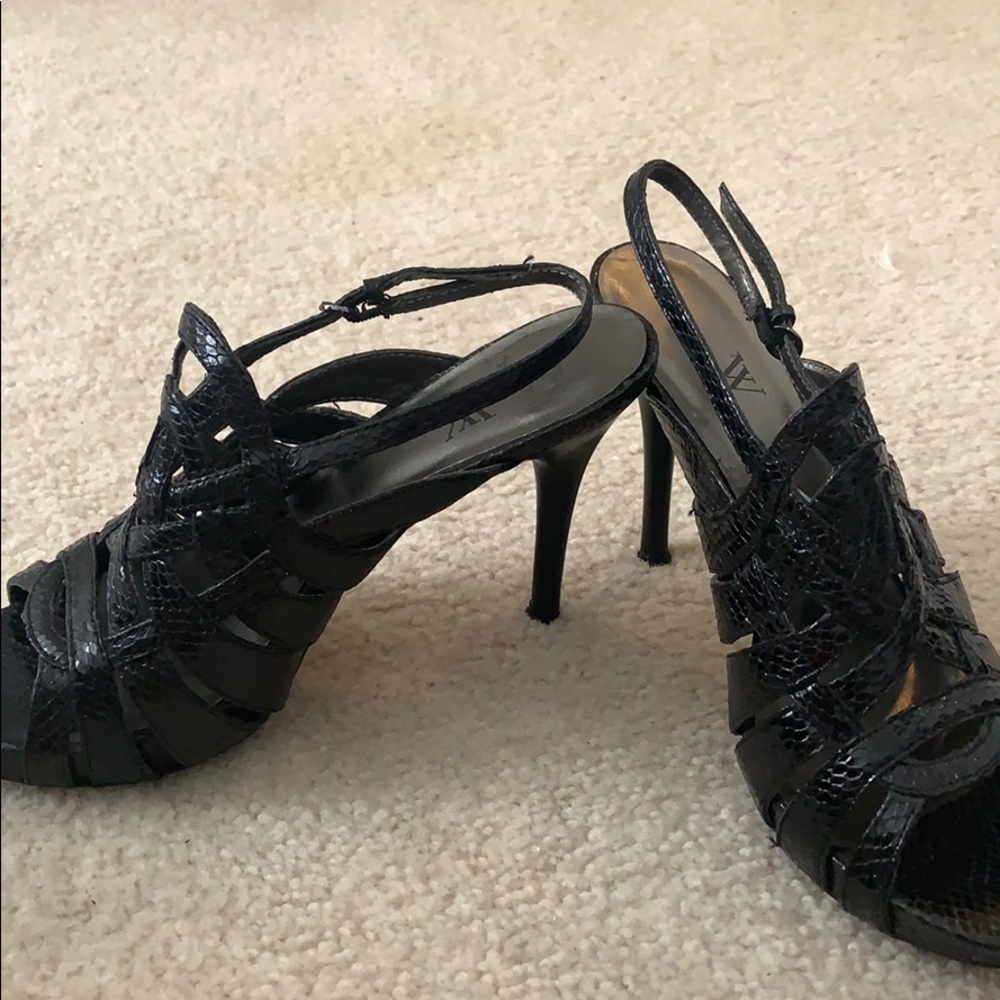 Heels - Picture 2 of 2